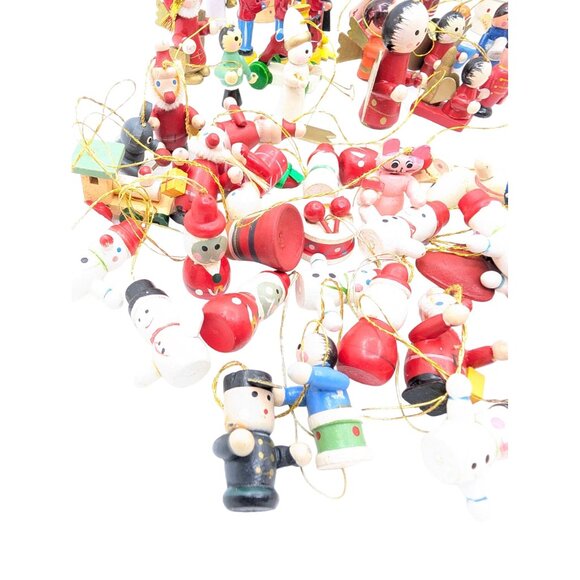Vtg Bundle Wood & resin? Christmas Tree Ornaments small Figurines - Picture 3 of 16